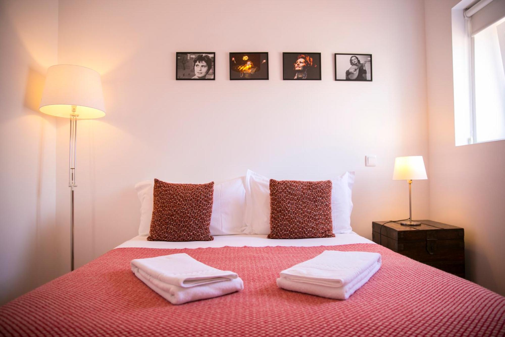 54 Santa Catarina Apartments Lisbon Room photo
