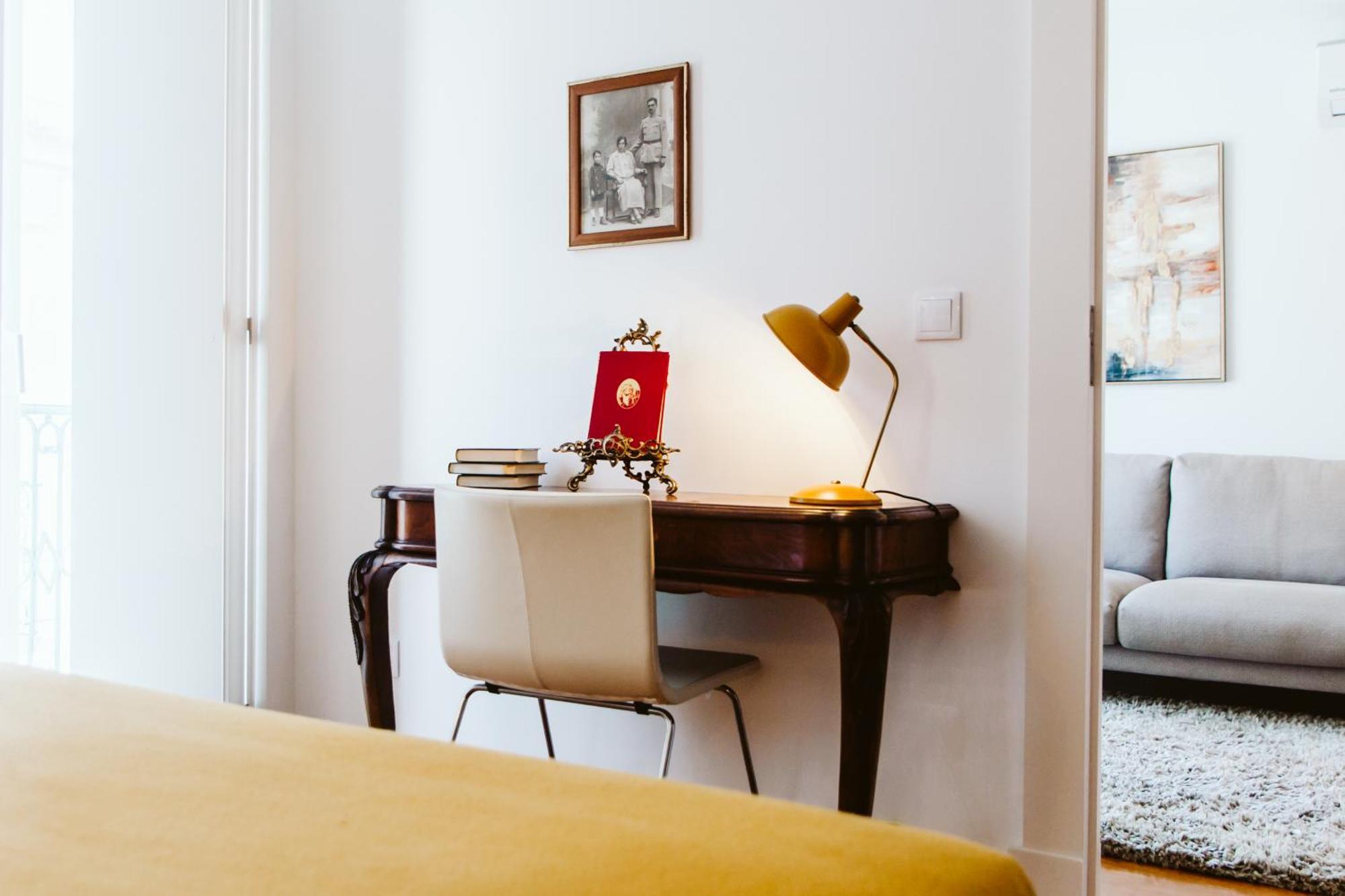 54 Santa Catarina Apartments Lisbon Exterior photo